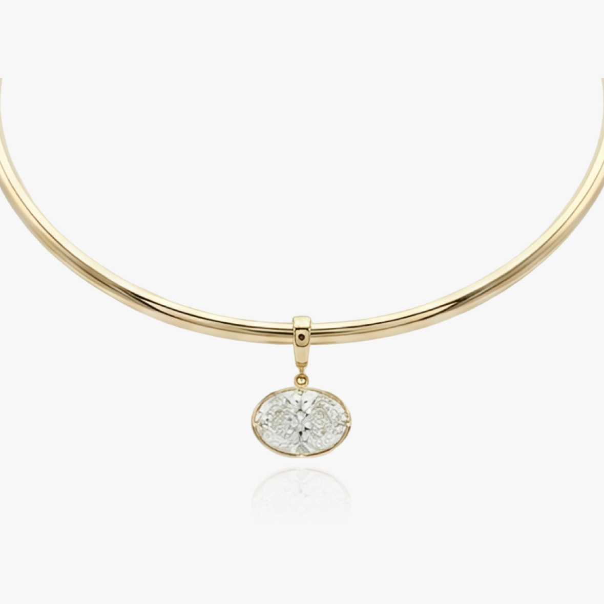 Women’s Choker Necklace with Round Pendant and Stone Embellishment