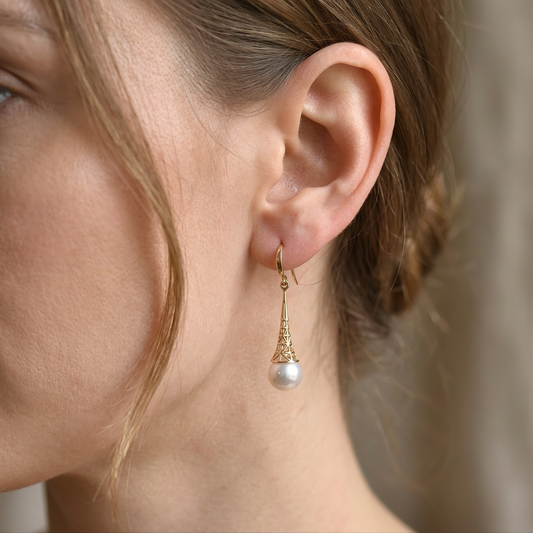Feliza – Vintage Golden Earrings with Hanging Pearls