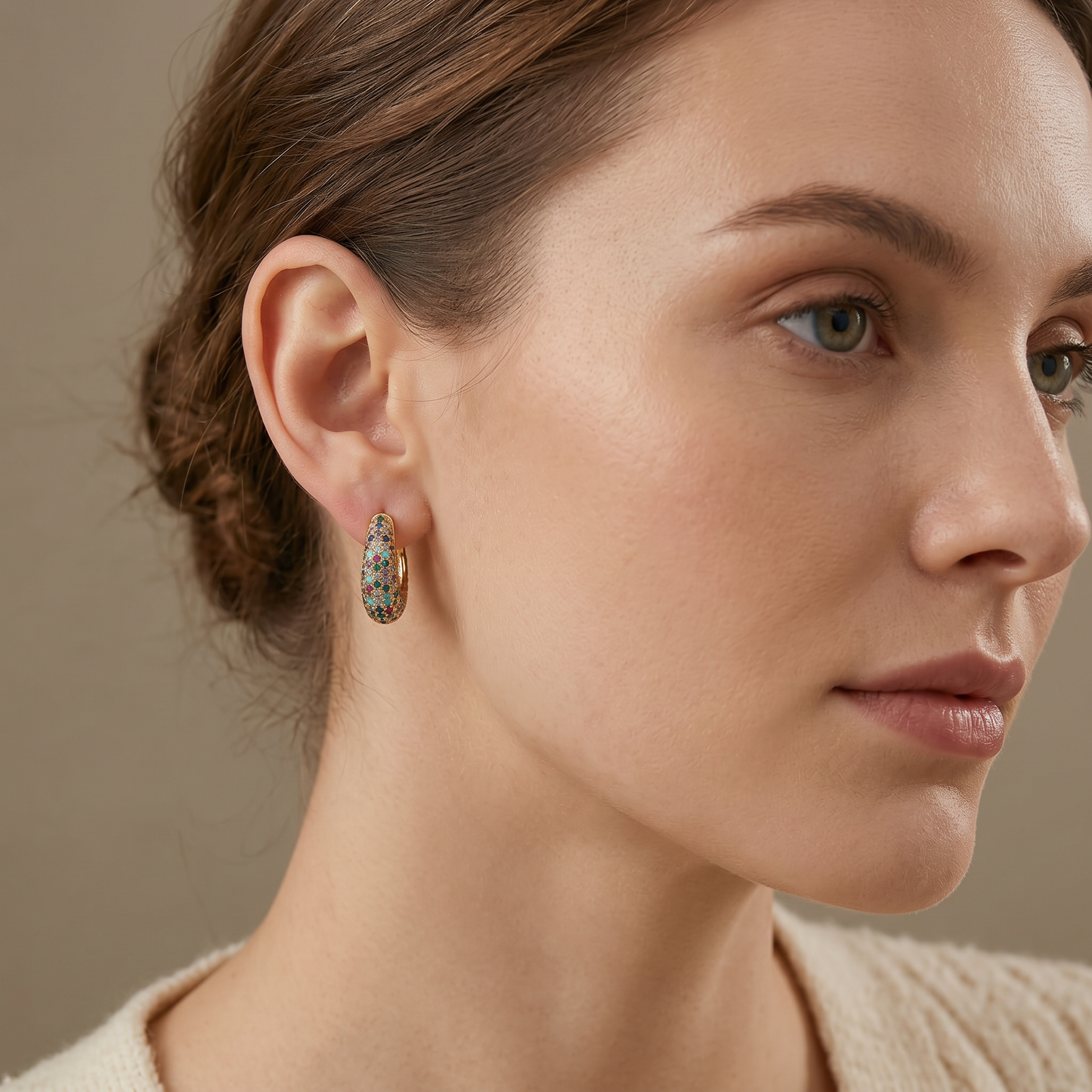 Hara – Wide Shiny Hoops in Diamonds
