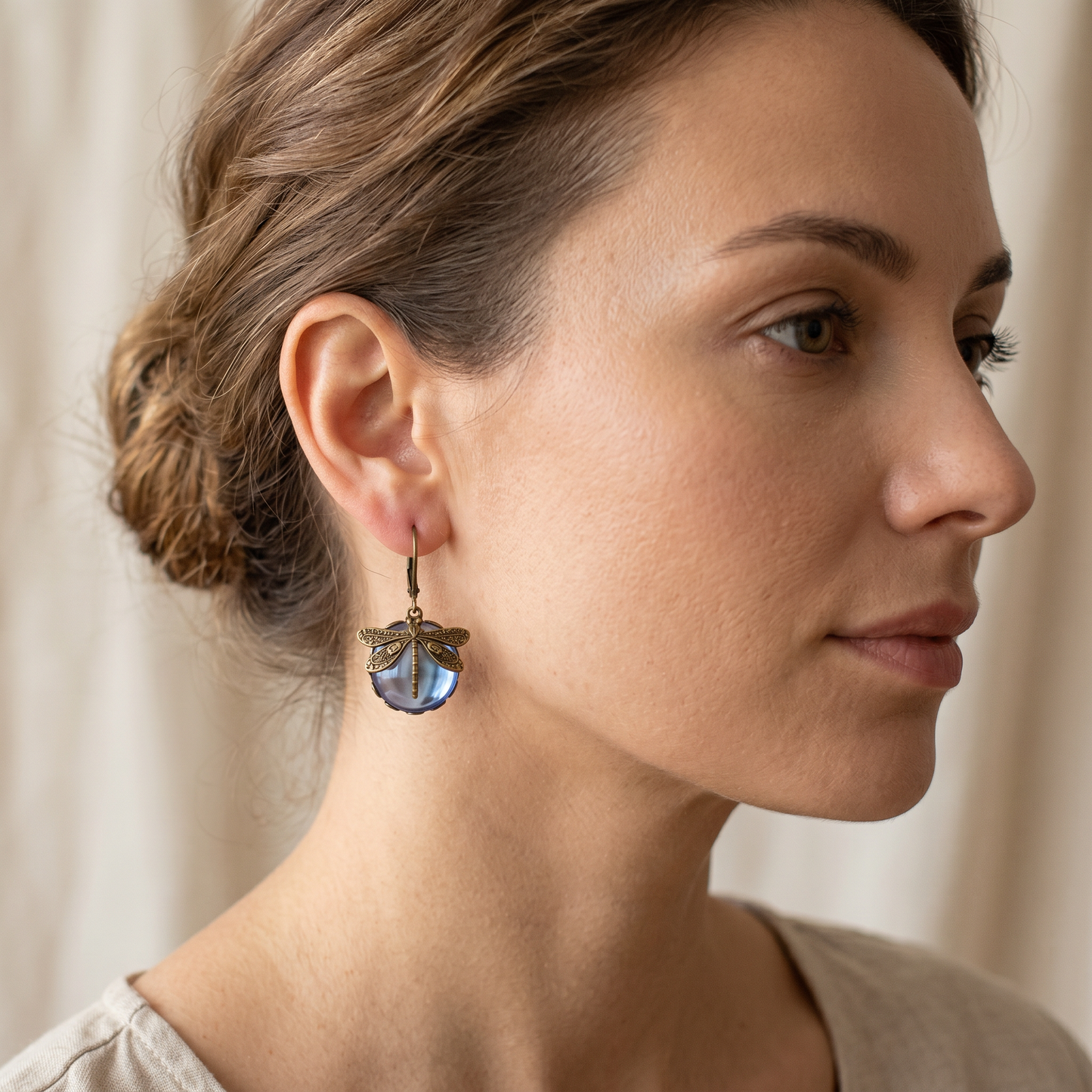 Elowen – Dragonfly Earrings Gold Antique Style