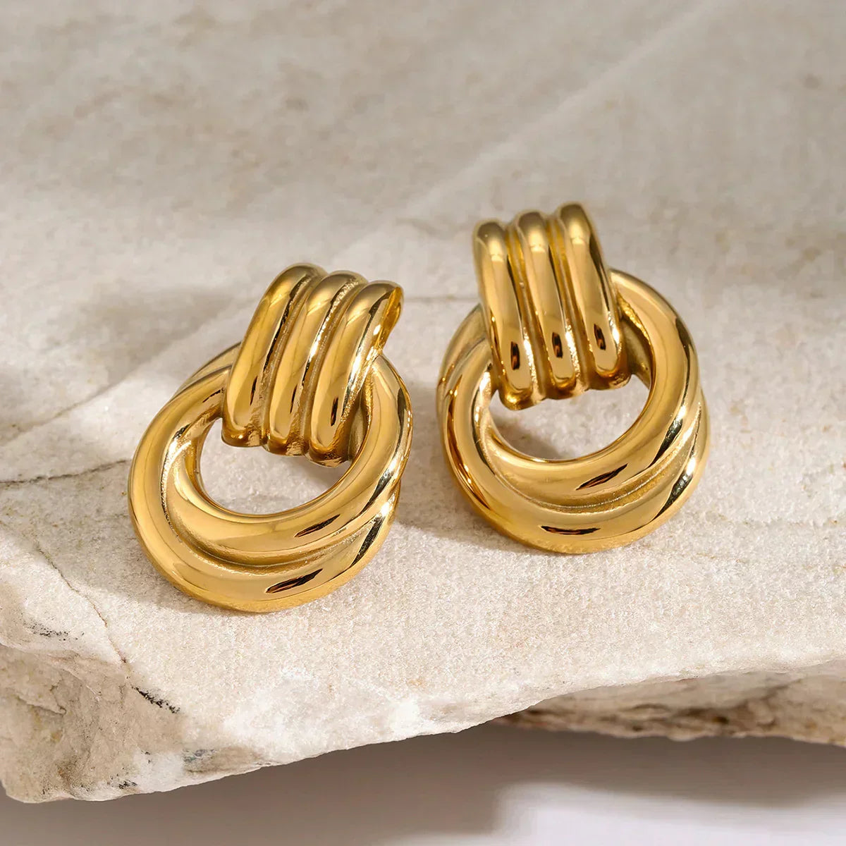 Nyra – Geometrically Twisted Earrings