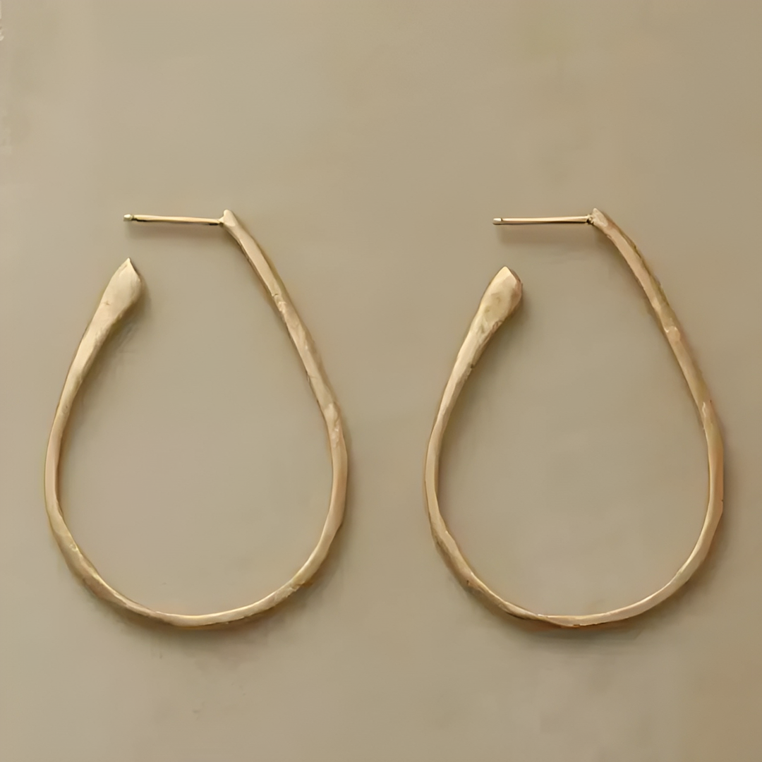 Livia – Vintage Golden Elegant Earrings