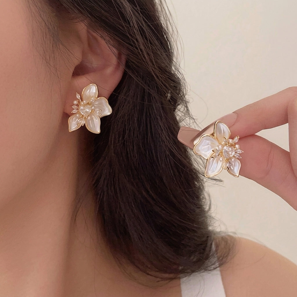 Women's Ear Studs in Flower Shape with Heart Detail and Pearl-like Petals