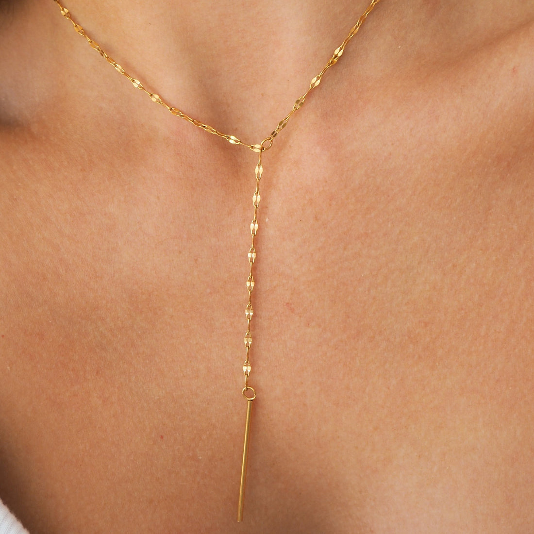 Zeinab – Stylish Minimalist Necklace