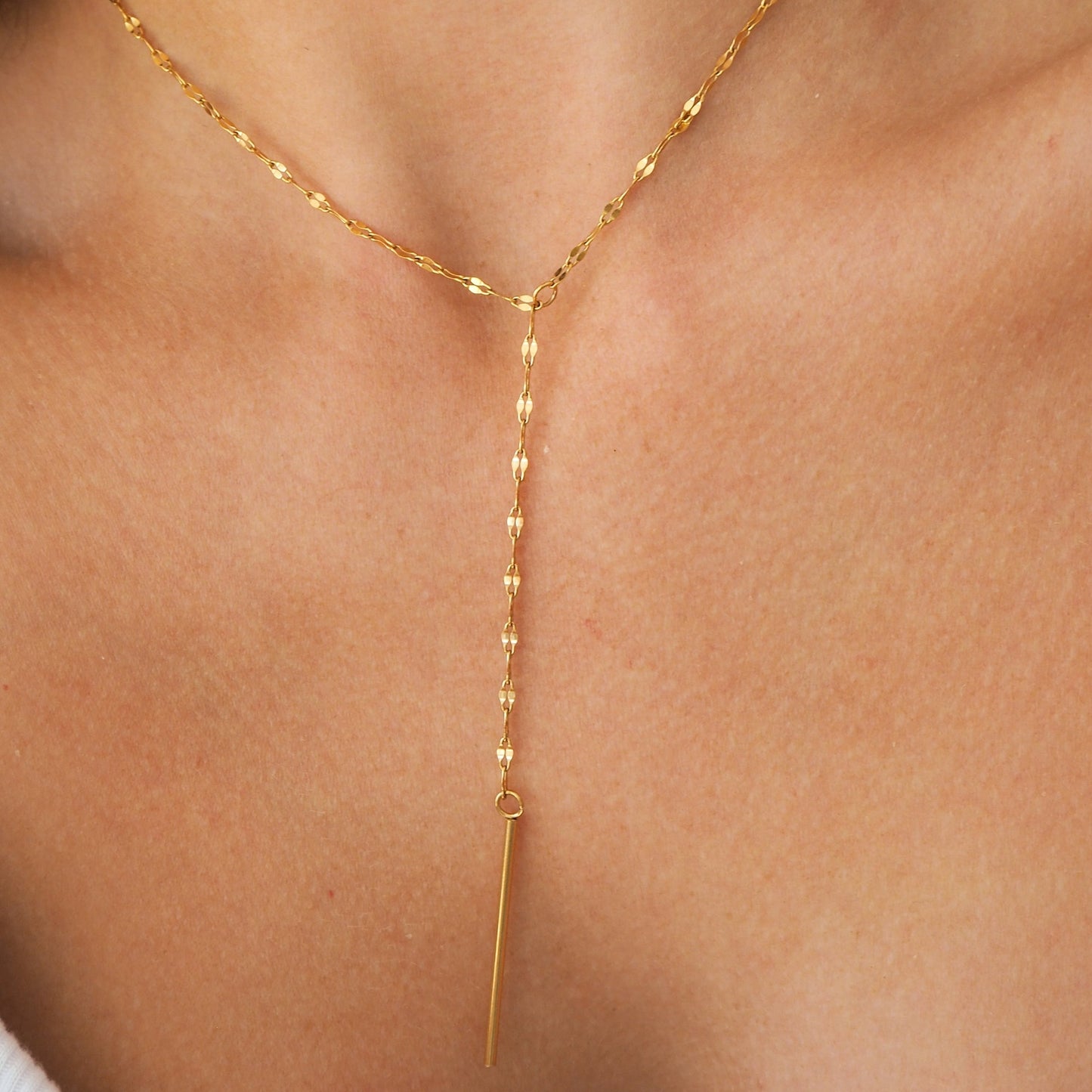 Zeinab – Stylish Minimalist Necklace