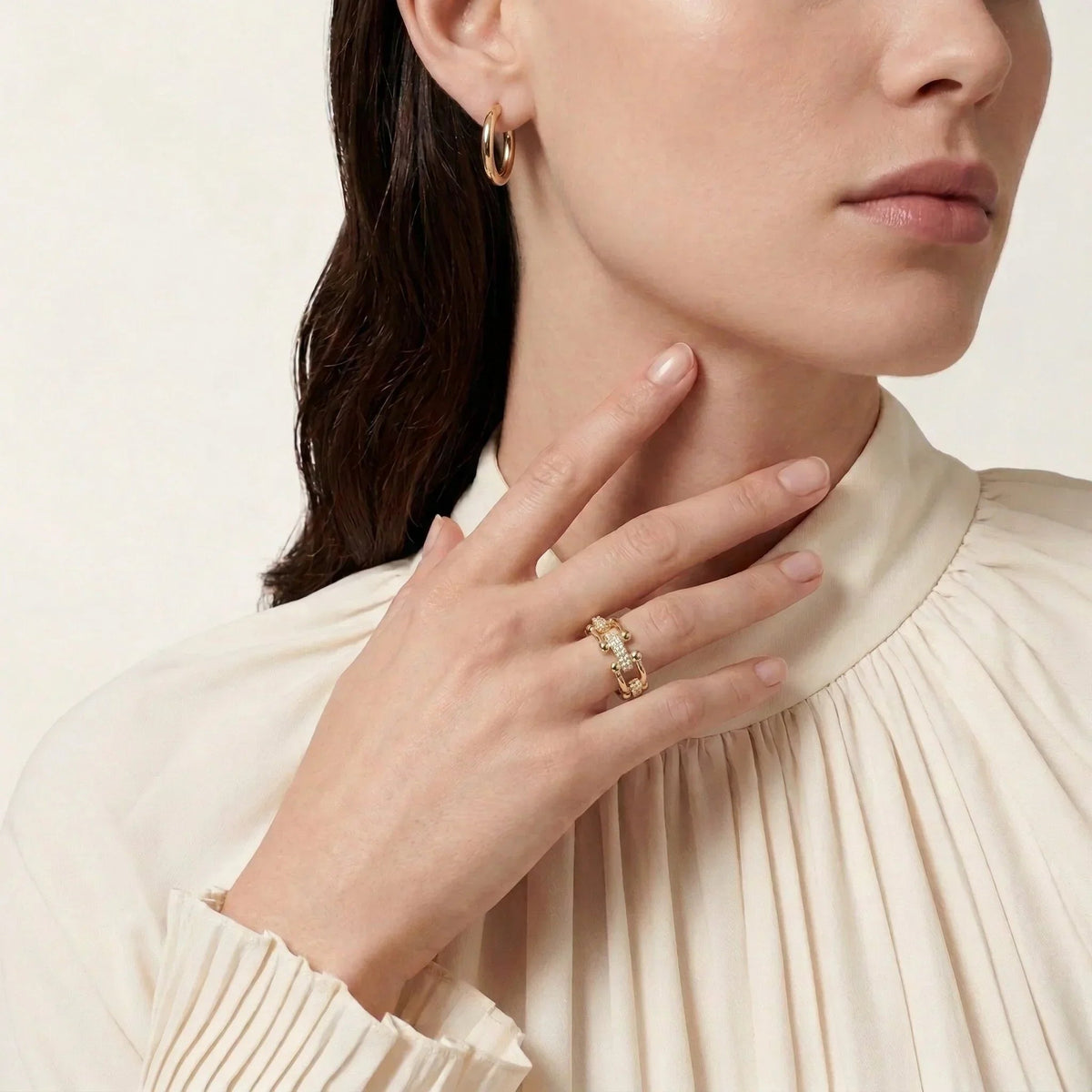 Women's Adjustable Open Ring with Diamond Simulators