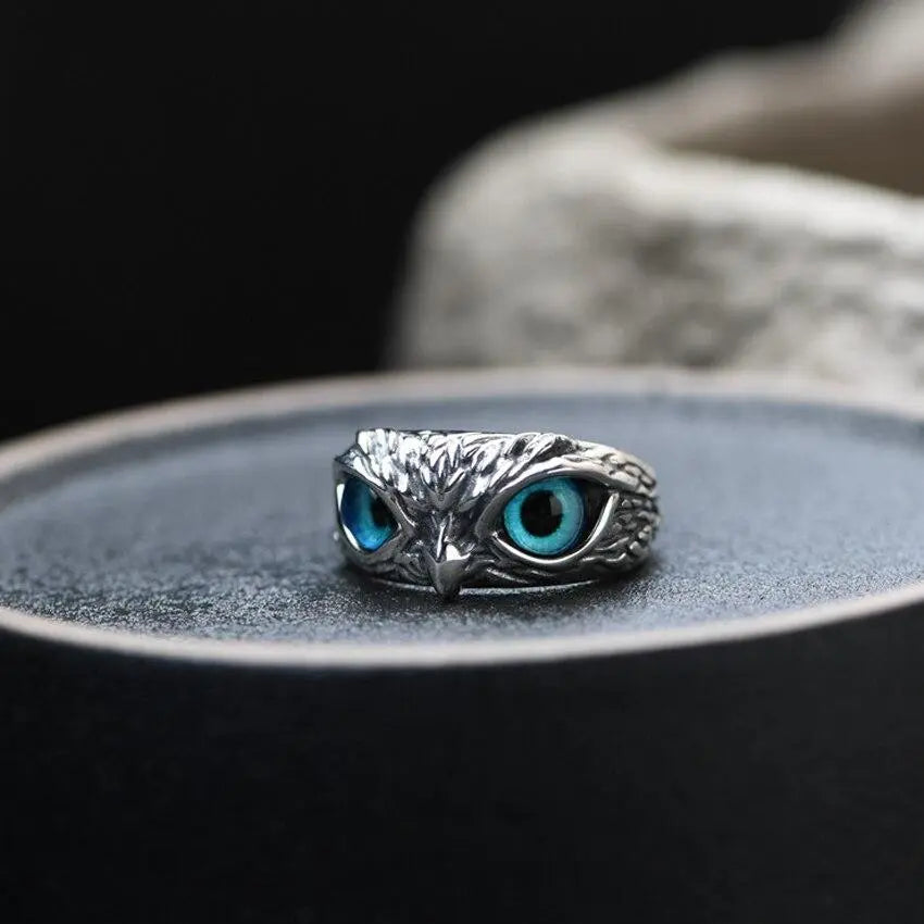 Happy Owl – Handcrafted Silver Ring with Opal Glow