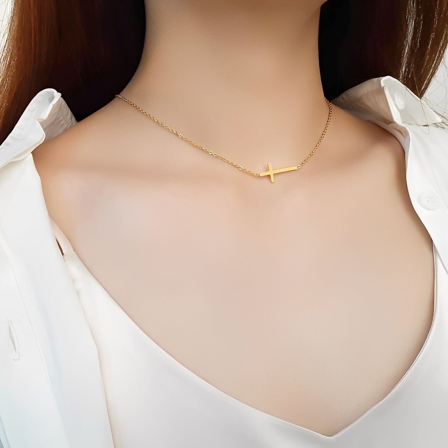 Nelly – Chain minimalist cross gold