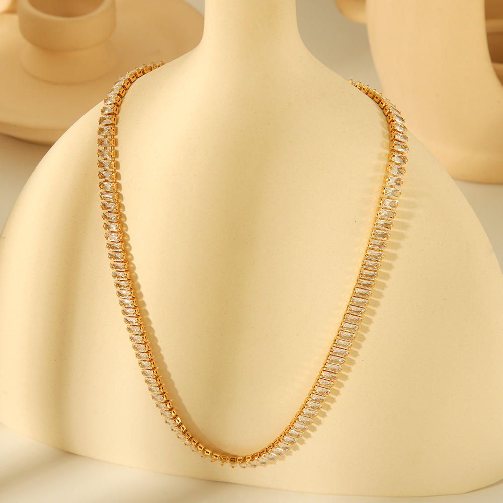 Nancy – Fully Embellished Necklace