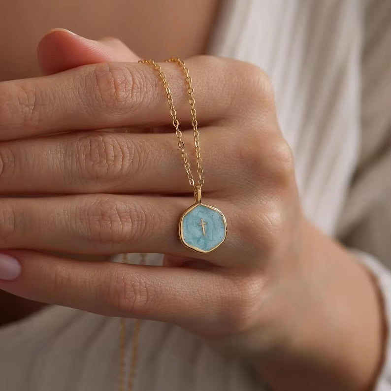 Women’s Medallion Pendant Necklace with Cross Detail and Textured Surface