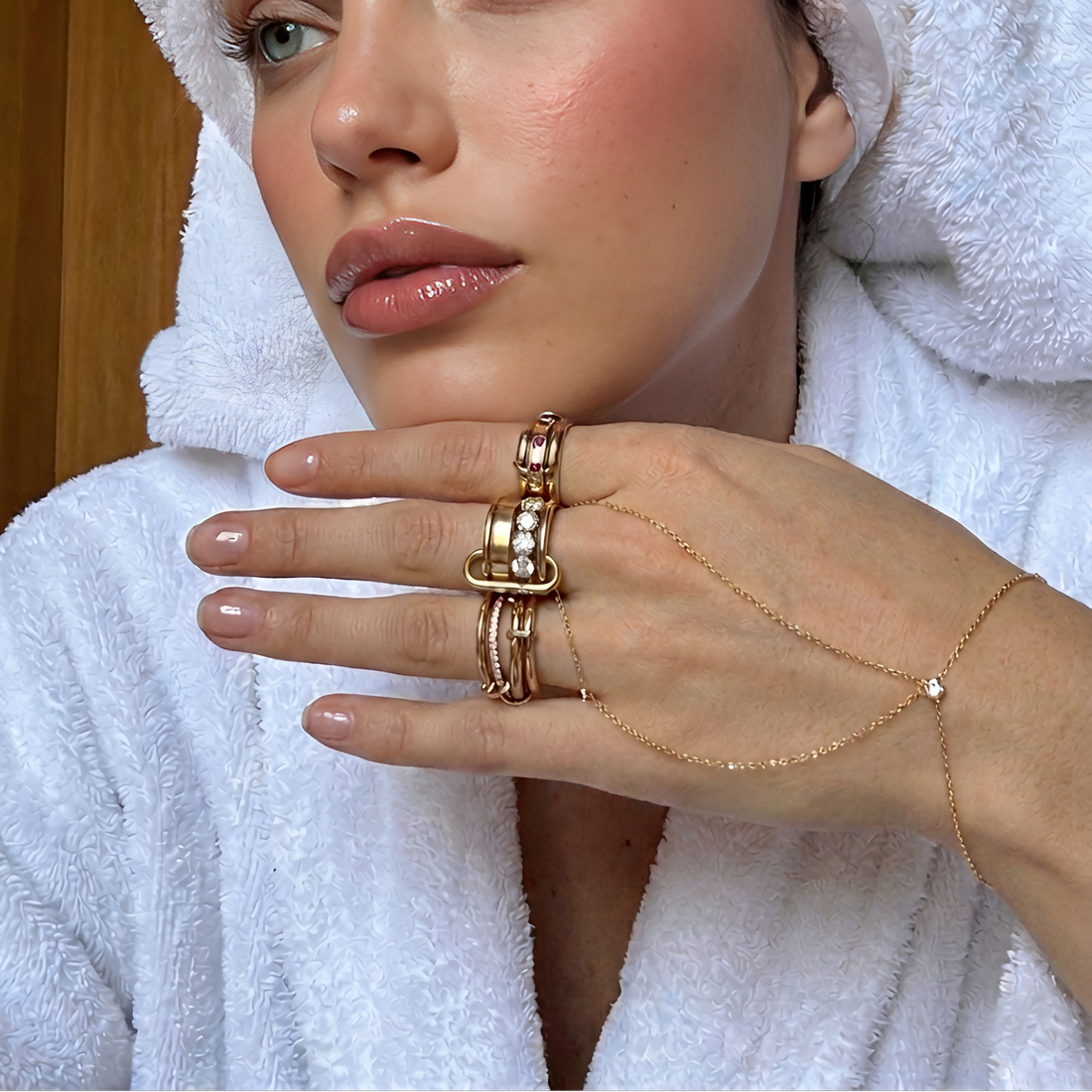 Women’s 4-row stack ring with moving rings and removable clasp
