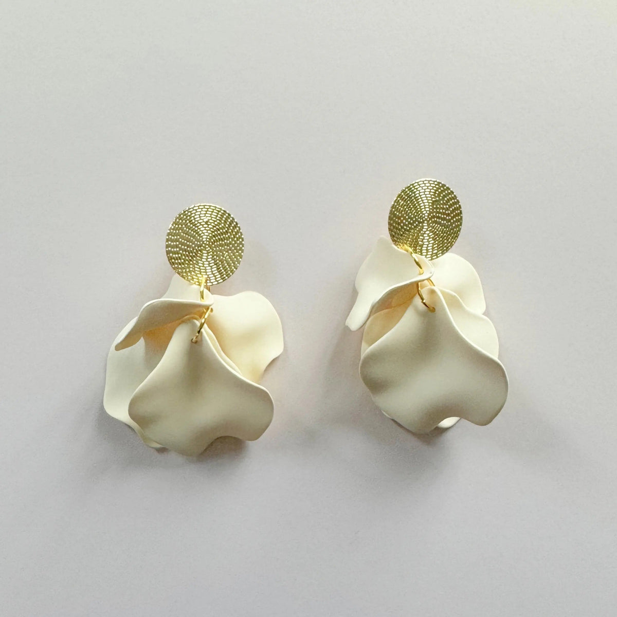 Women’s Flower Drop Earrings with Large Petals and Structured Round Disc