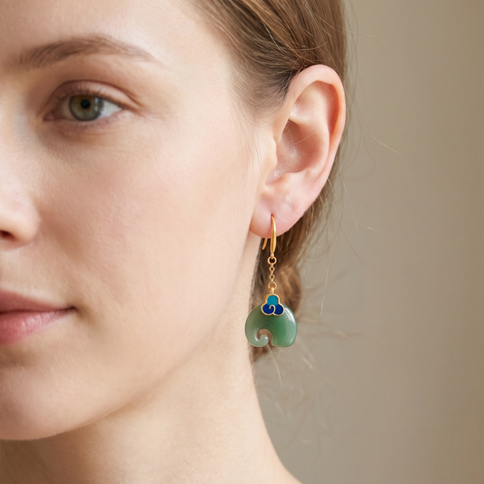 Elly – Stylish Earrings with Green Retro Element