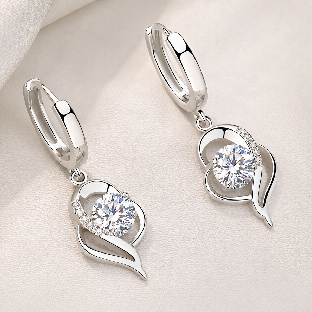 Noelle – Elegant Flower Earrings