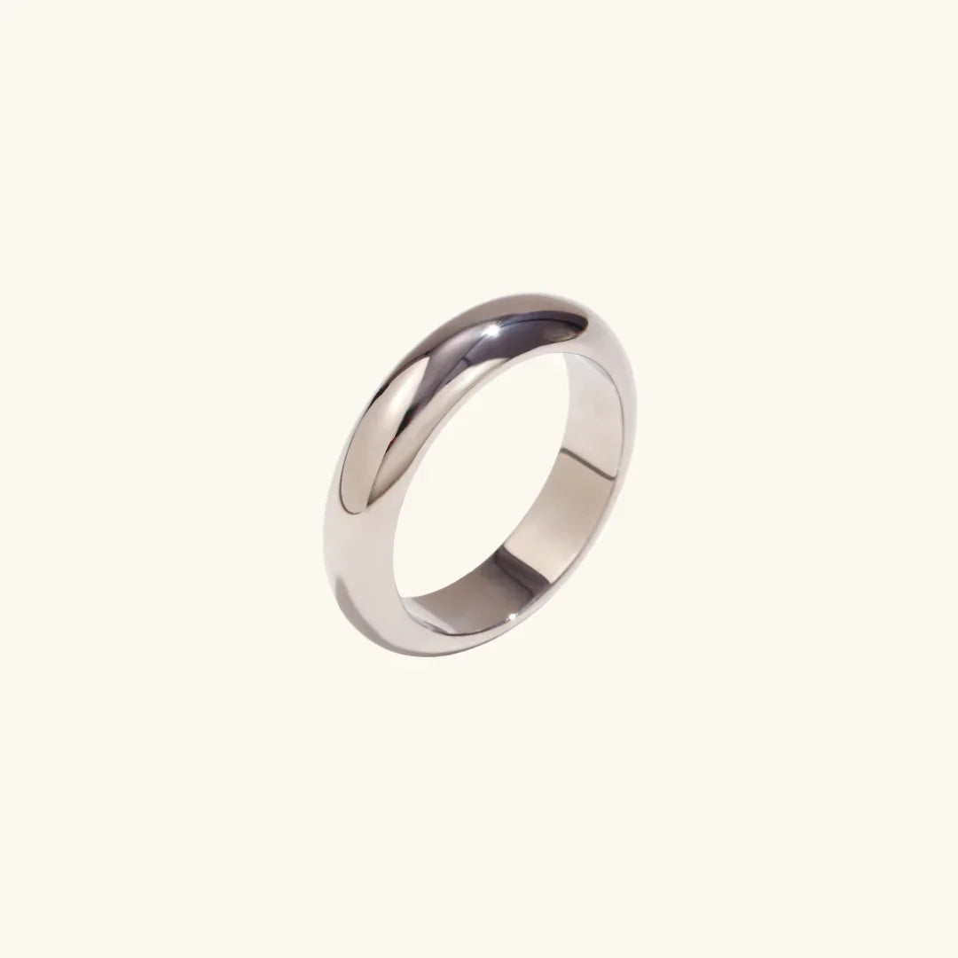 Yorina – Contemporary gold ring