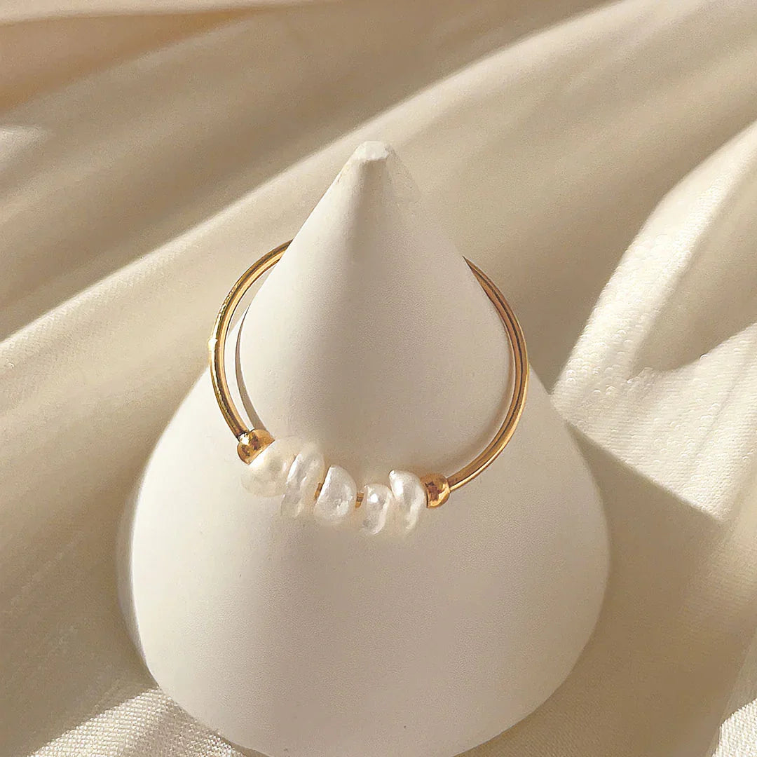 Miori – Ring with Natural Pearl in Gold