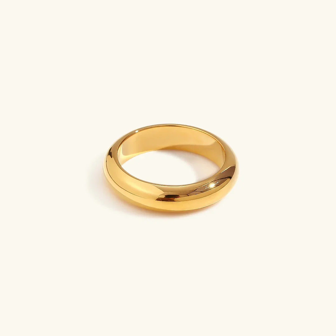 Yorina – Contemporary gold ring