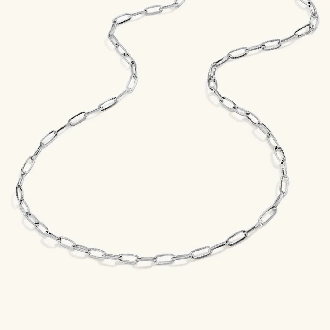 Nadia – Paperclip Chain made of Noble Gold
