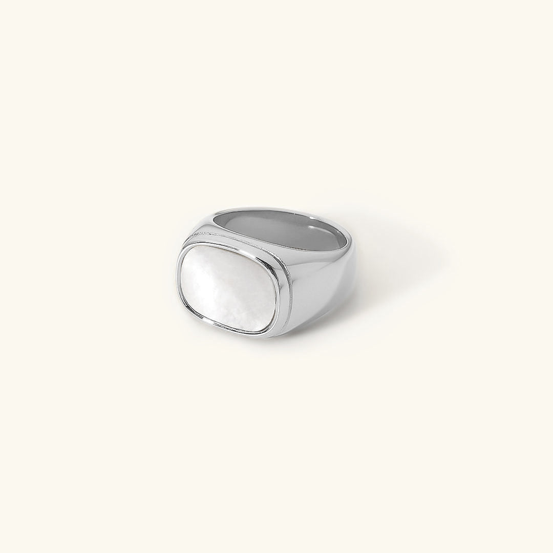 Nova - Smooth Shell Gold Ring