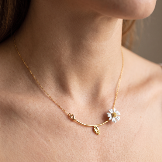 Azadeh - Flower and leaf necklace