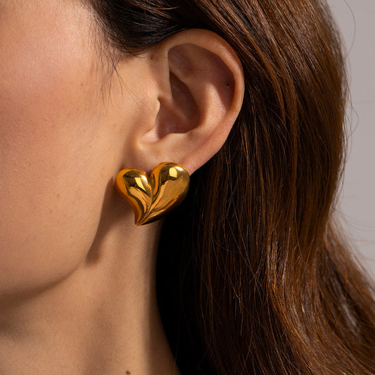 Olga - Heart Earrings