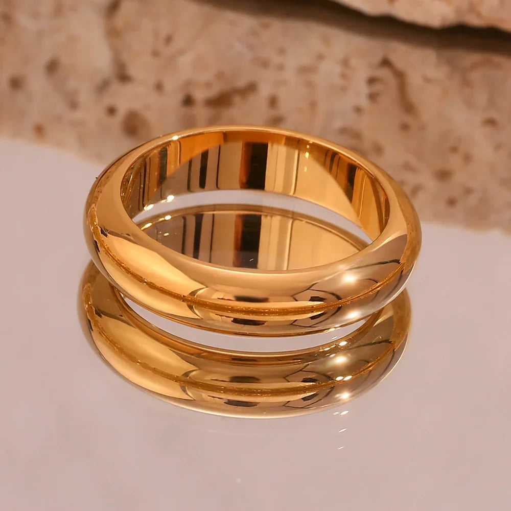 Yorina – Contemporary gold ring