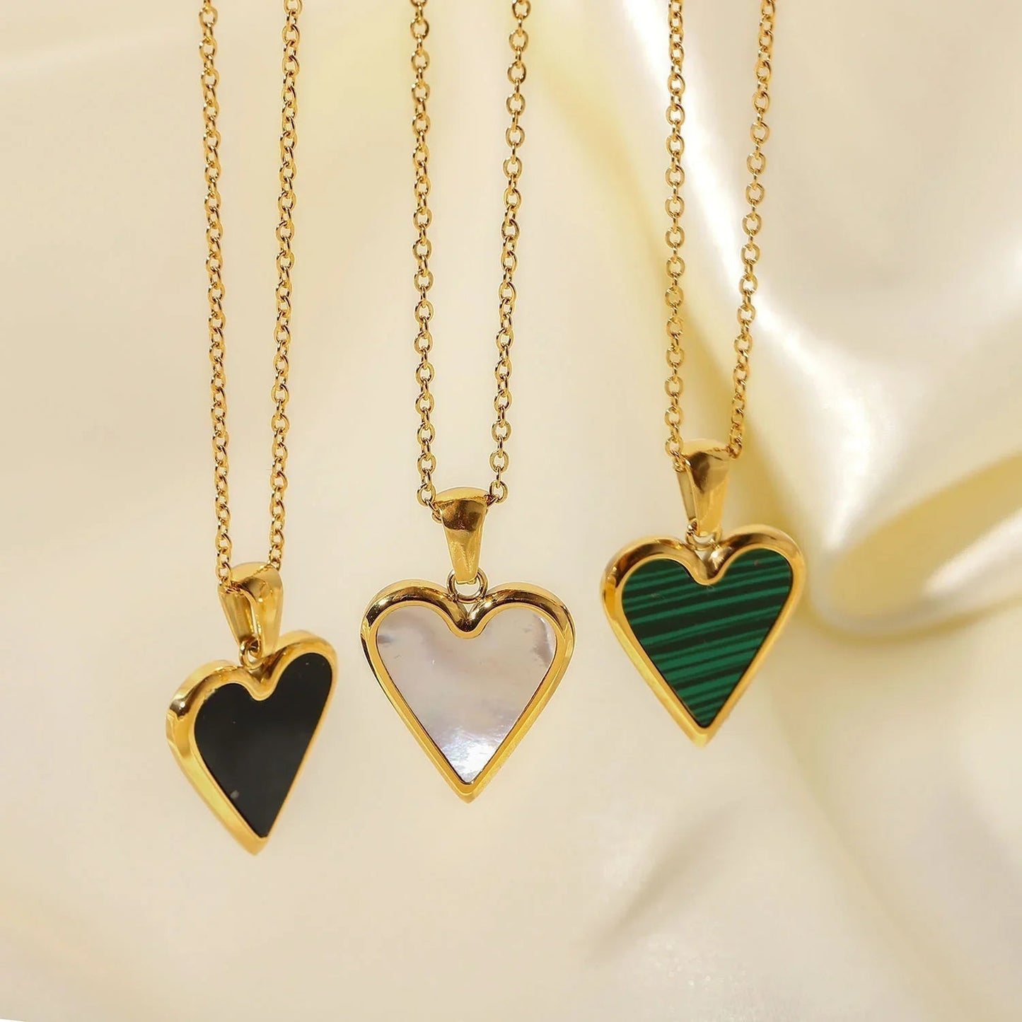 Blythe – Heart Necklace Elegant
