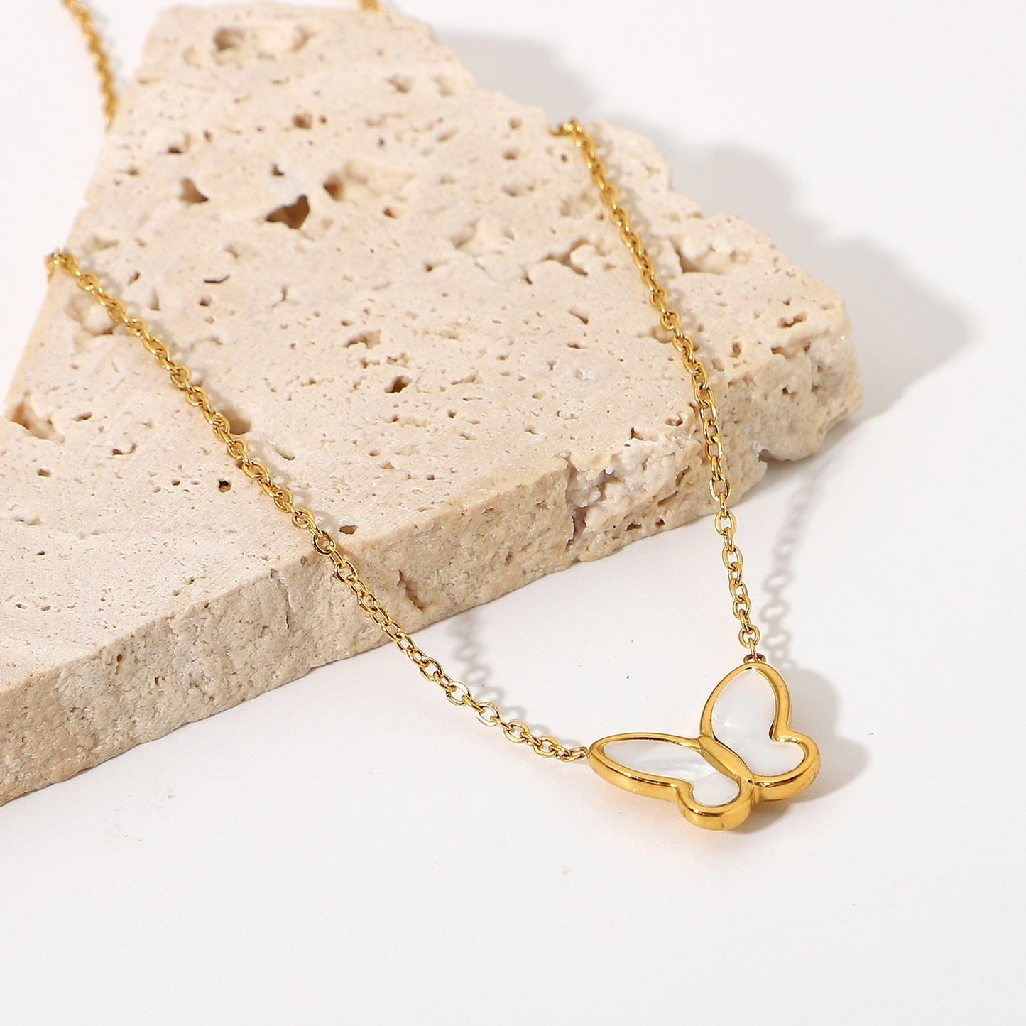 Butterfly - Pearl Necklace