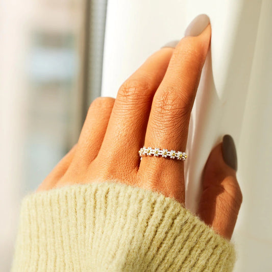 Flor – Noble Flower Ring