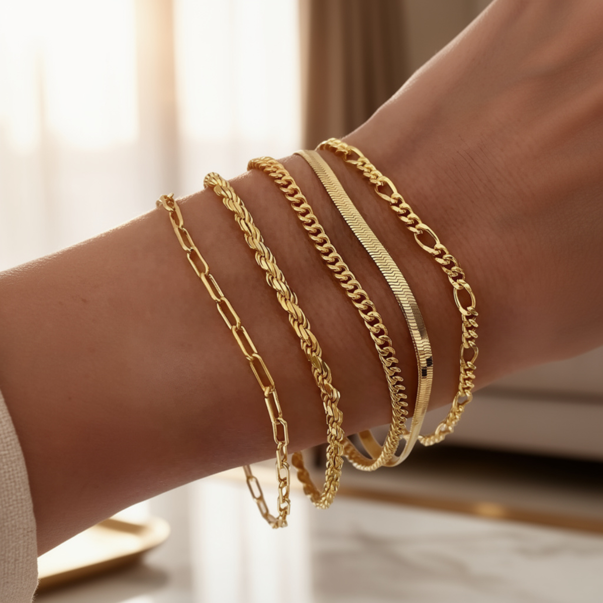 Elara – Set of Bracelets in Minimalist Style for Women