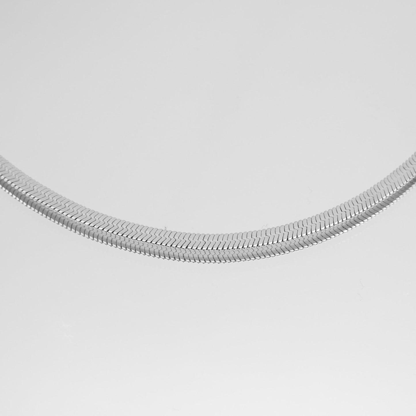 Juliette – Stylish Chevron Necklace