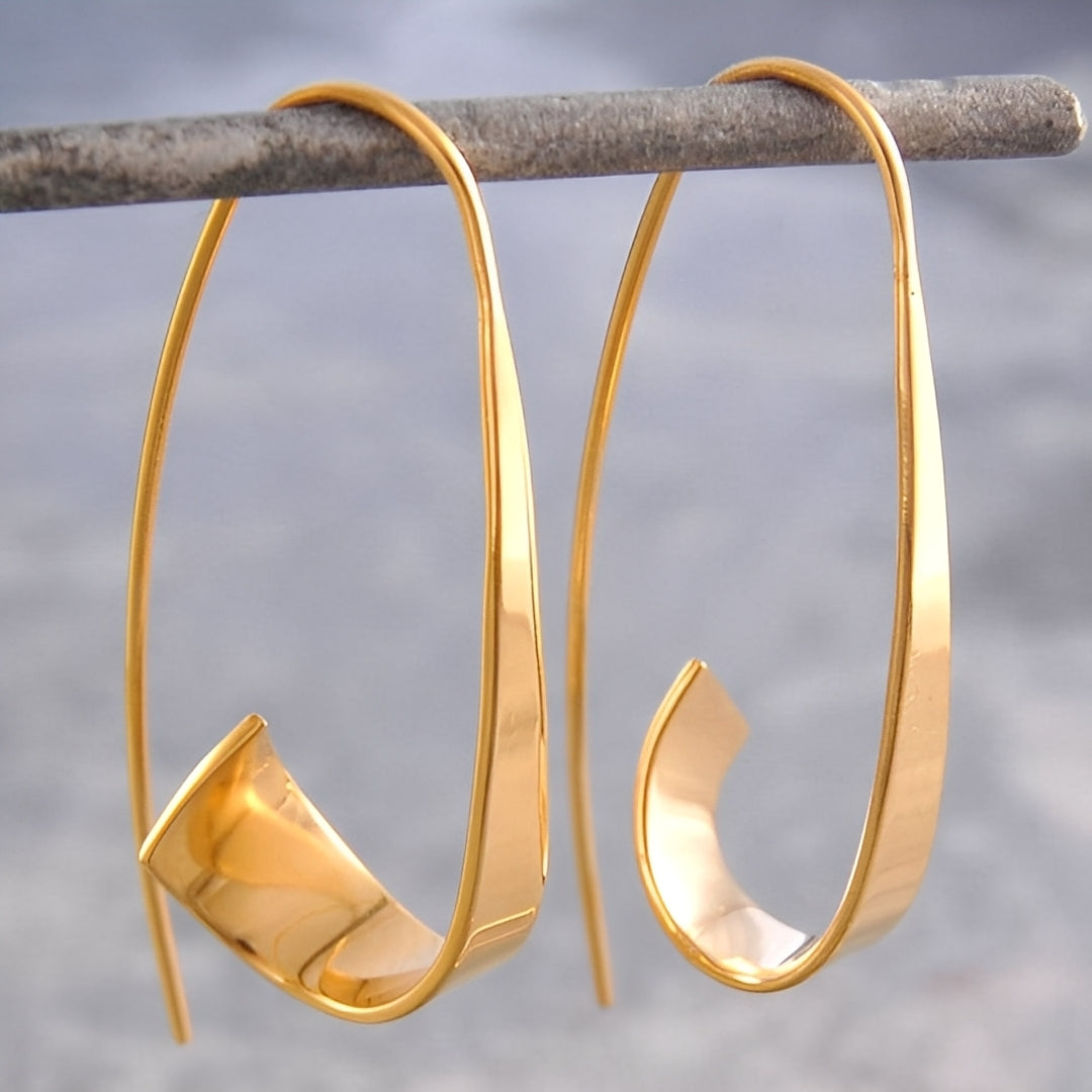 Clea – Timeless Gold & Silver Earrings