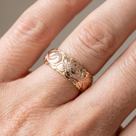 Rosalie – Vintage ring with rose plant in gold