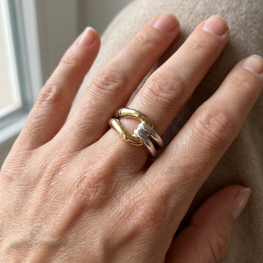 Cassia – Vintage Knotted Ring in Gold & Silver