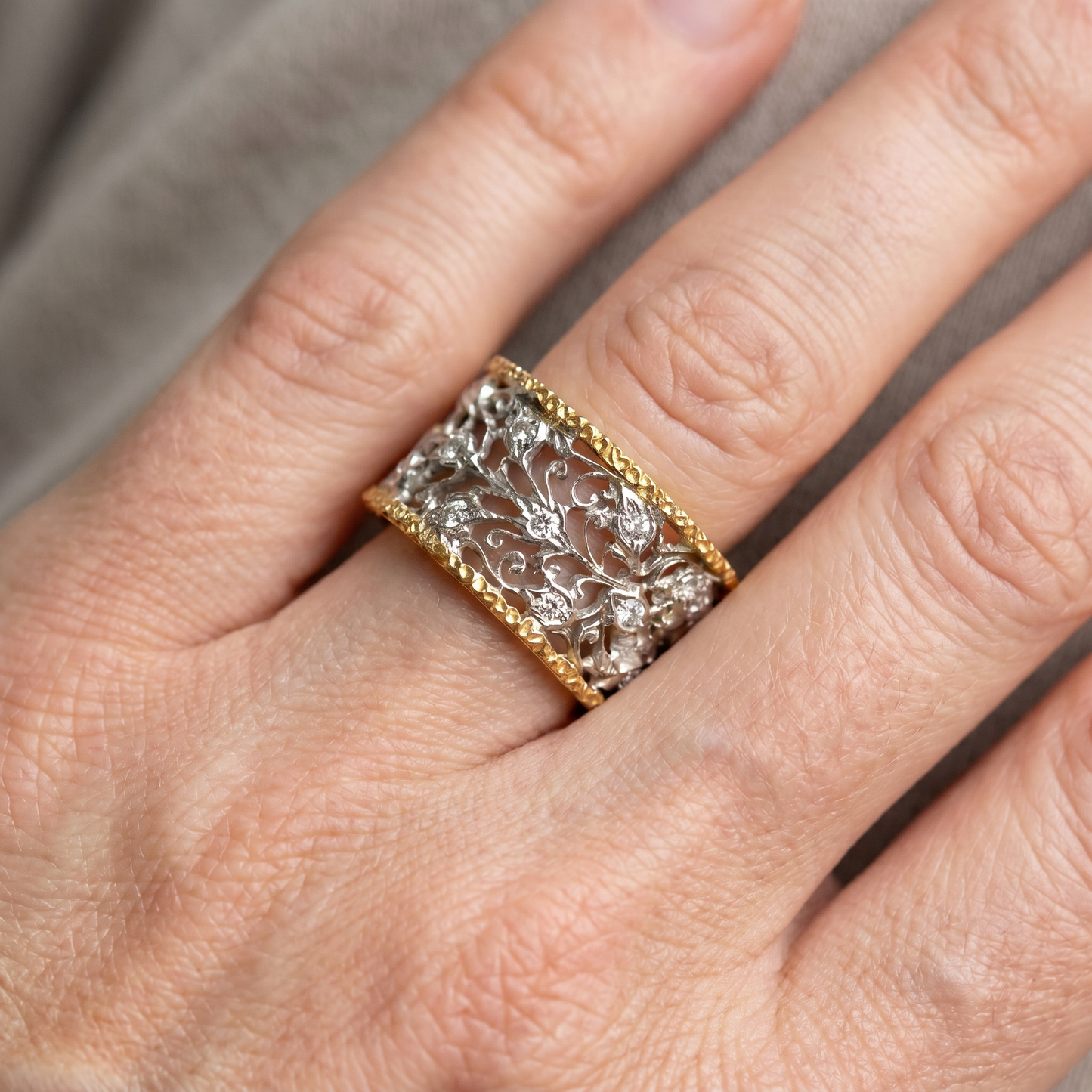 Yona – Vintage Ivy Ring with Zircon