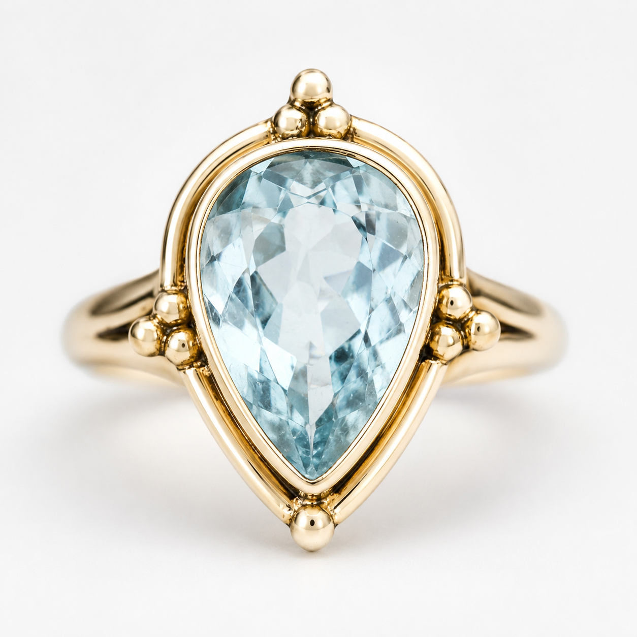 Jasmine – Vintage Ring with Blue Crystal