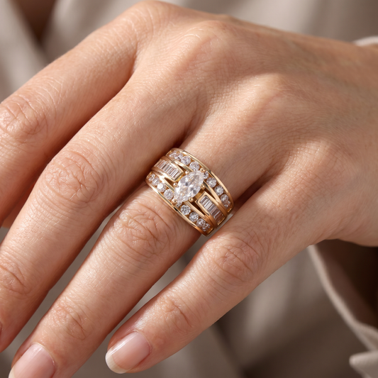 Tara – Ring in Bright Gold
