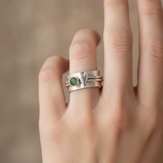 Maely – Heart Ring in Silver Retro Style