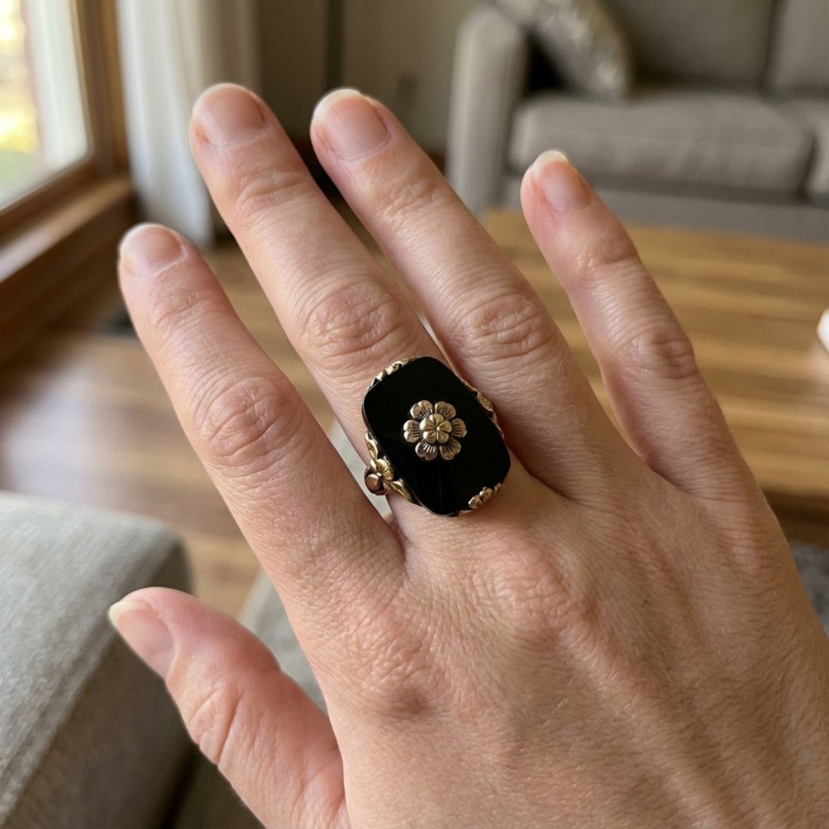 Women's Statement Ring in Victorian Style with Floral Frame and Center Stone