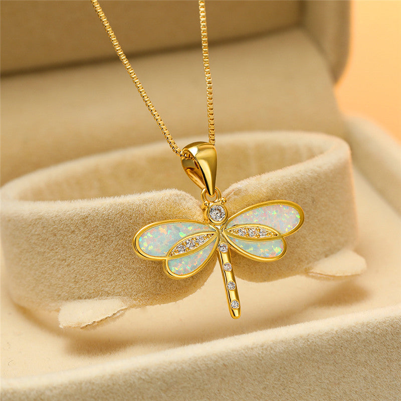 Siena – Necklace with Dragonfly in Gold and Opal