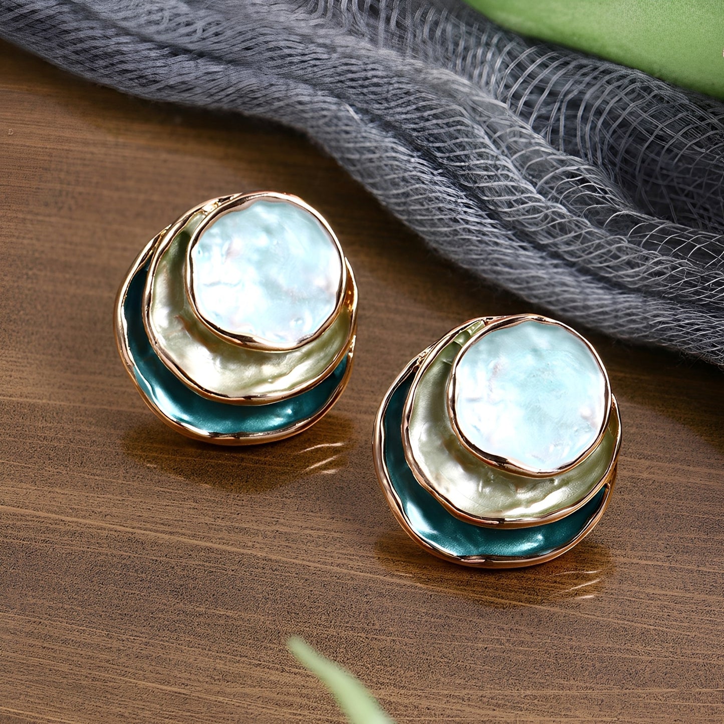 Mireya – Vintage Round Earrings Hand-Painted in Layers