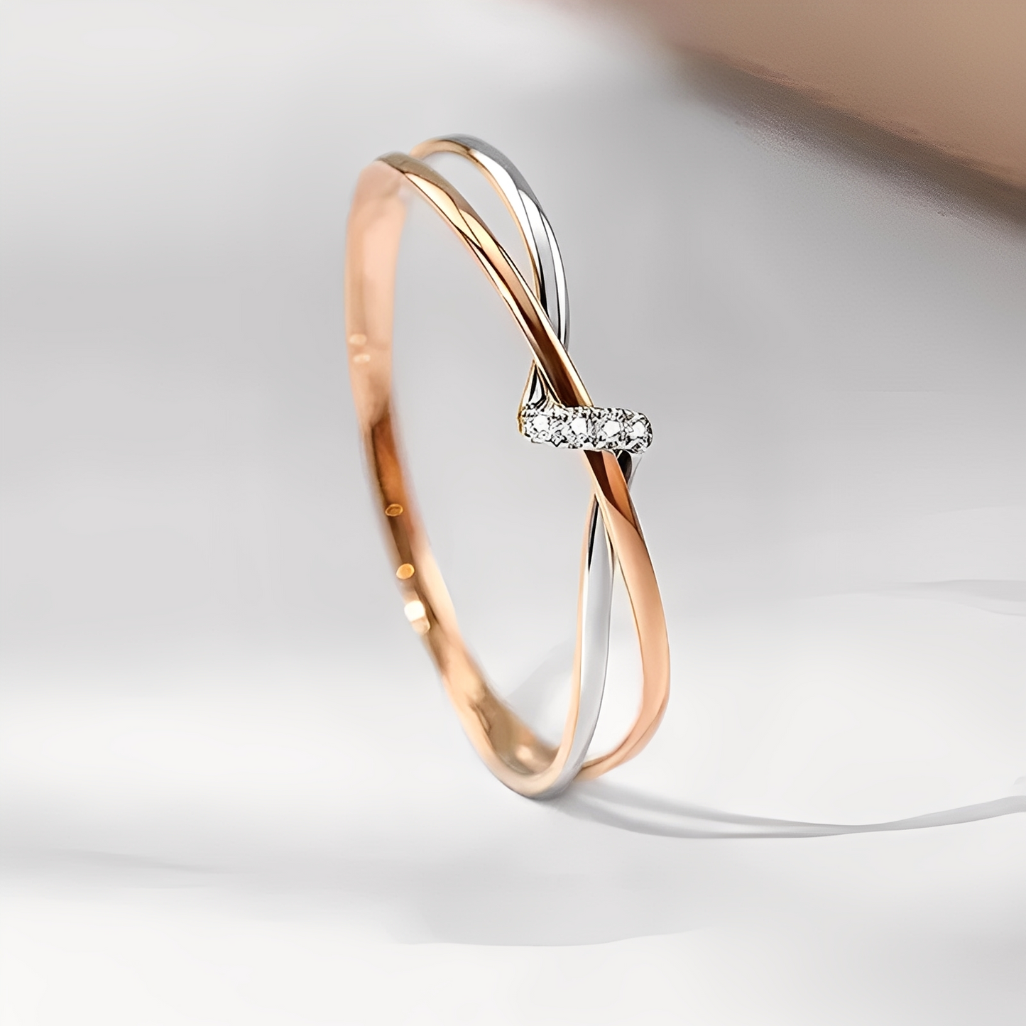 Eleane – Infinity Ring Two-Tone Stylish