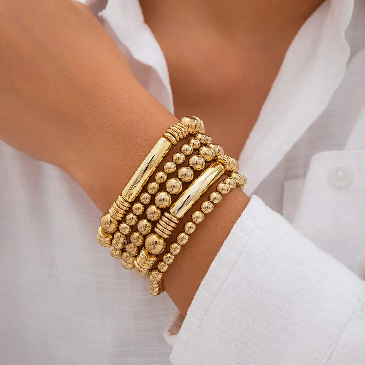 Mira – Set of 5 stackable pearl bracelets