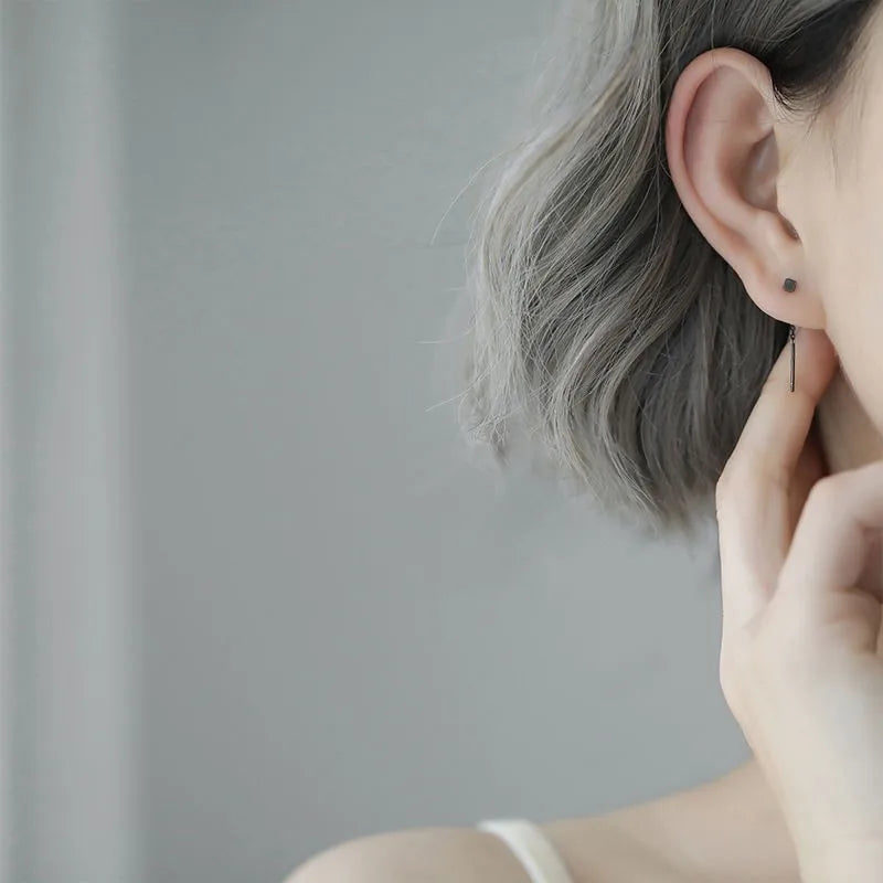 Kaelen – Cube Earrings with Elegant Tassels
