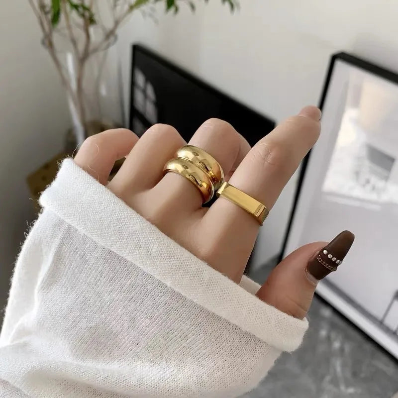 Solene – Wide ring for the index finger