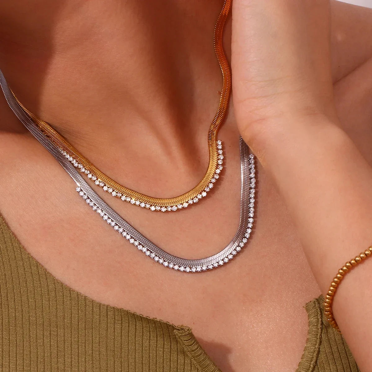 Women's Fishbone Necklace with Wide Chain Design and Stone Accents