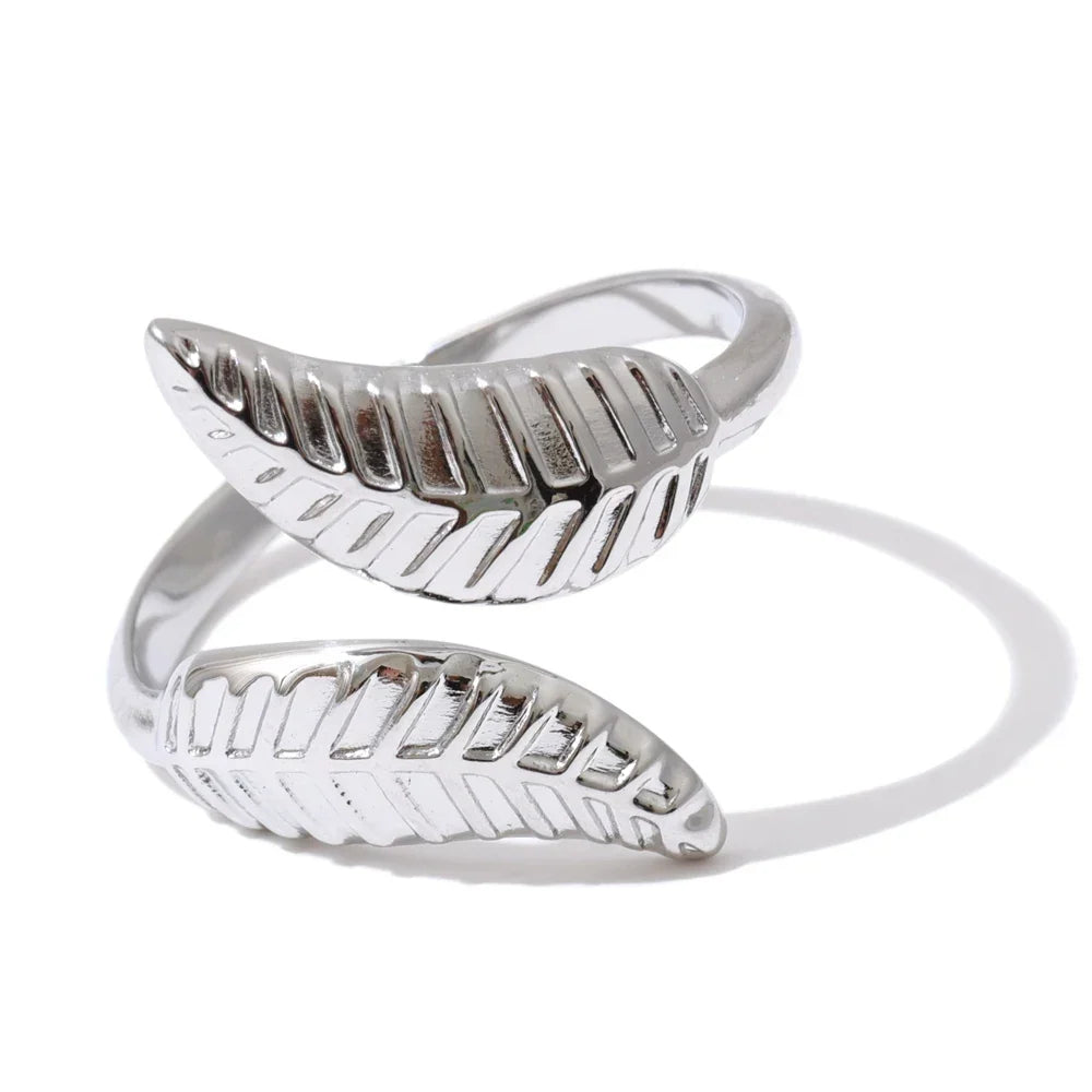 Women’s Adjustable Fern Ring with Leaf Motif and Open Band
