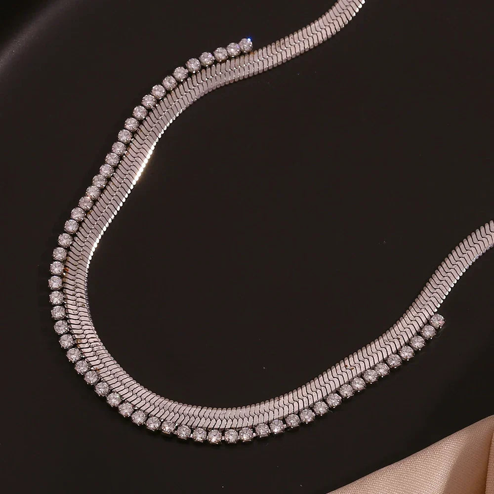 Women's Fishbone Necklace with Wide Chain Design and Stone Accents