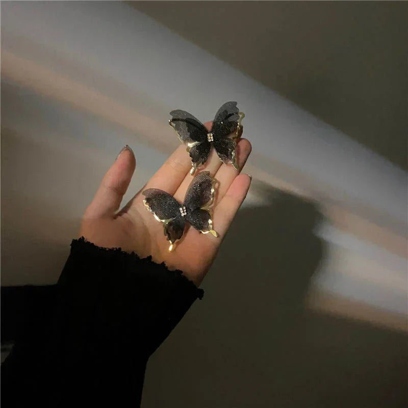 Jean – Butterfly Earrings made of Light Weave