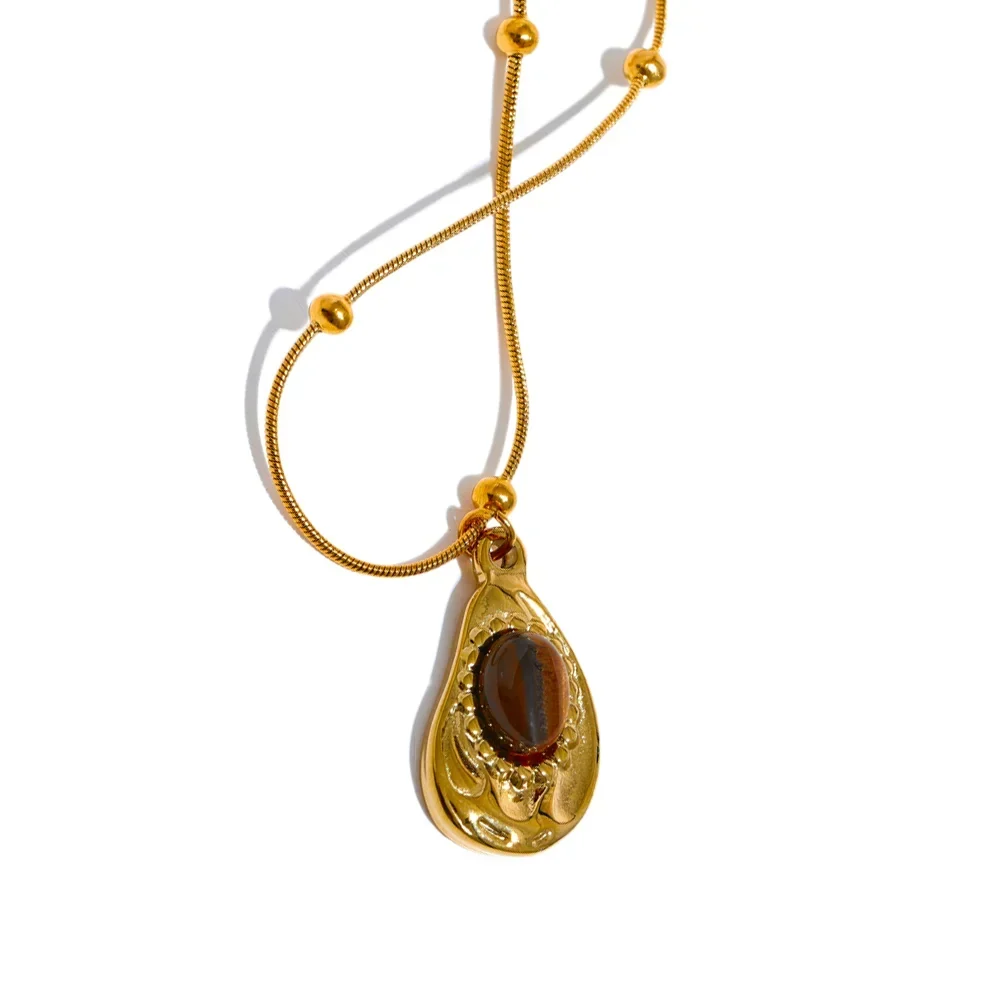Women's Pendant Necklace with Tigerstone and Cashew-Shaped Pendant